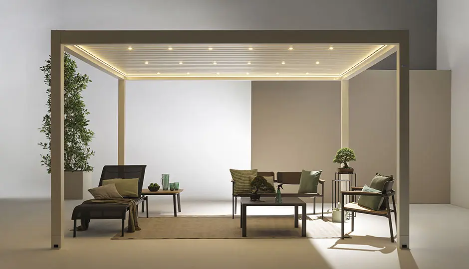 940x540_desk_movie_slide2